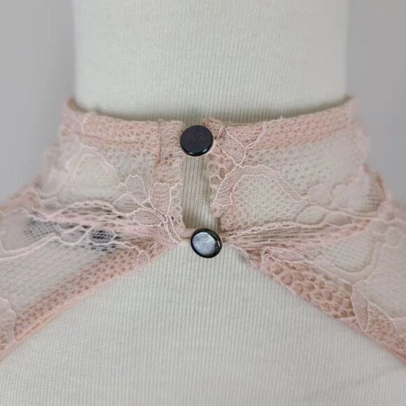 TFNC London Darren Bell Sleeve Lace Peach Bodycon Mini Dress Small - Picture 10 of 17